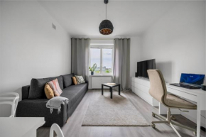 Śródmieście Apartment - 8th Floor, Workspace, Tram - by Rentujemy